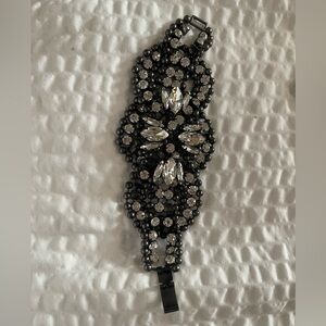 Elegant Banana Republic Black and Silver Beaded Bracelet